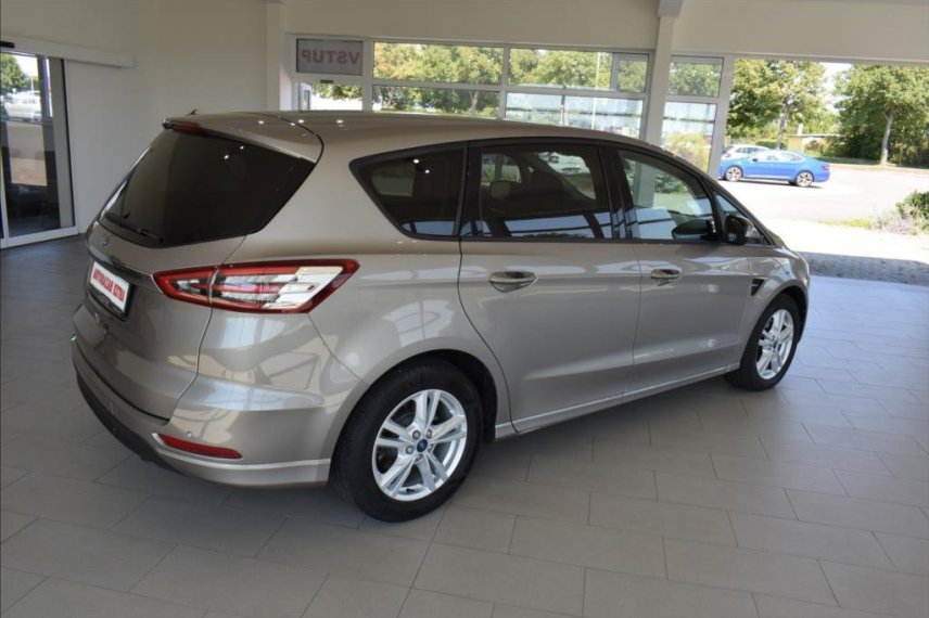 Ford S-MAX galerie