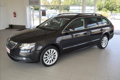 Škoda Superb 2,0 TDI, DSG,Xenony,NAVI,Alu.