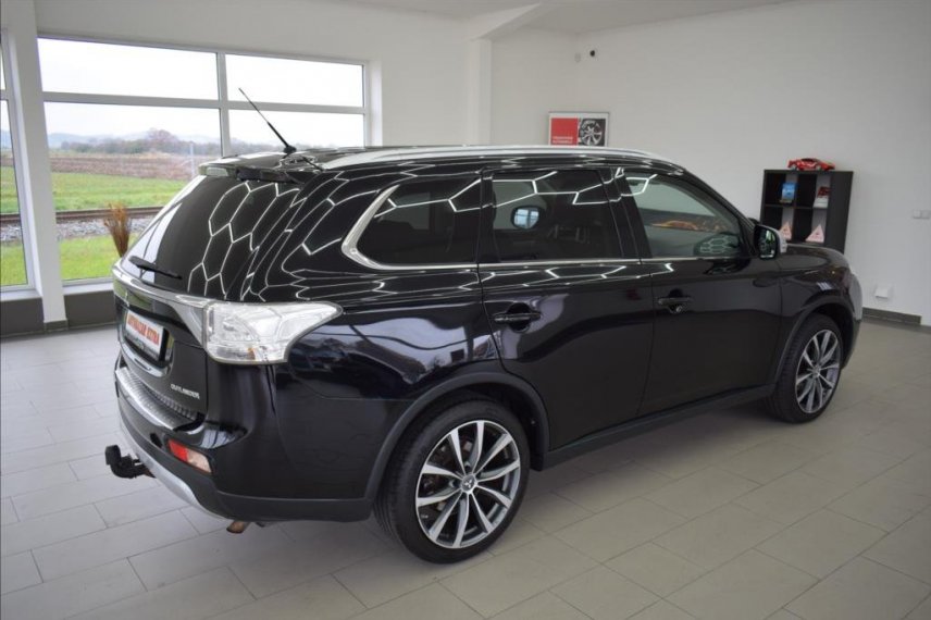 Mitsubishi Outlander galerie