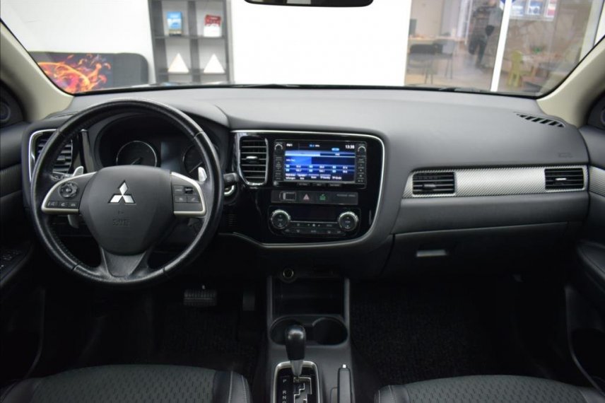 Mitsubishi Outlander galerie