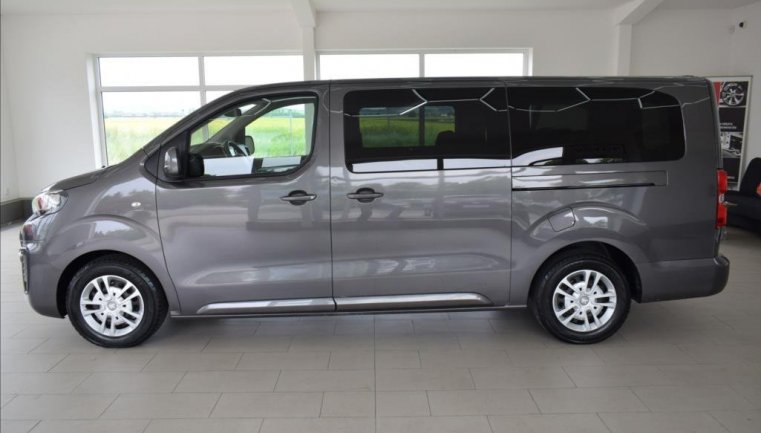 Peugeot Traveller