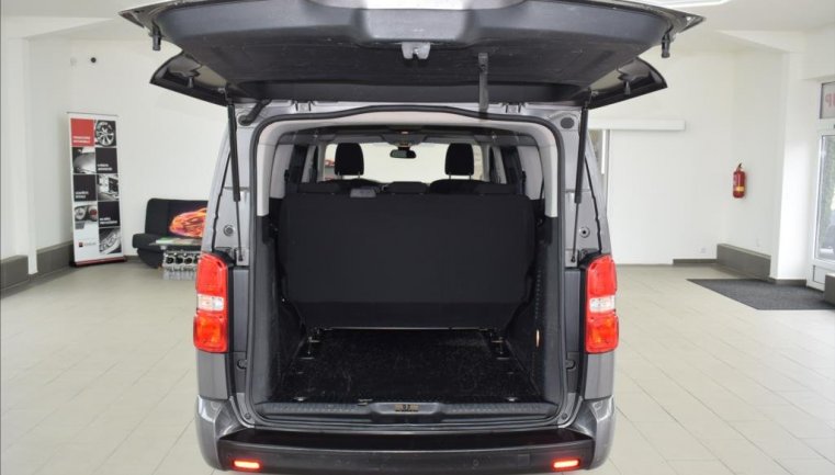 Peugeot Traveller