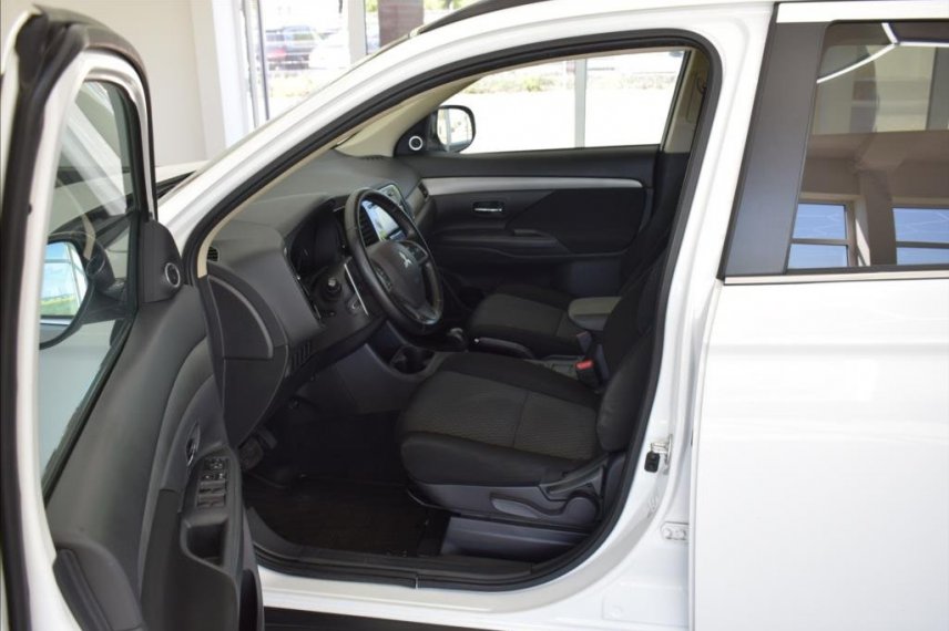 Mitsubishi Outlander galerie