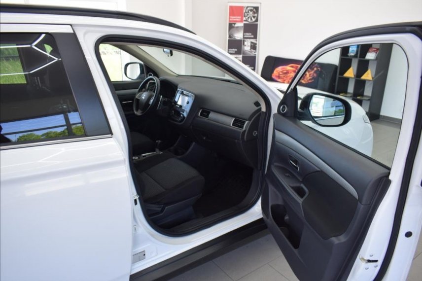 Mitsubishi Outlander galerie