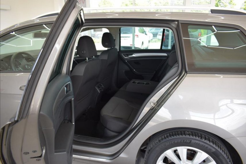 Volkswagen Golf galerie