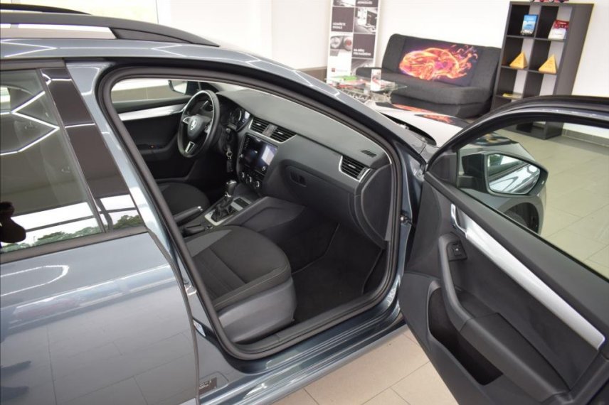 Škoda Octavia galerie