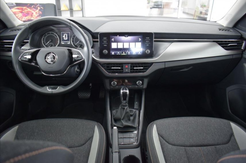 Škoda Kamiq galerie