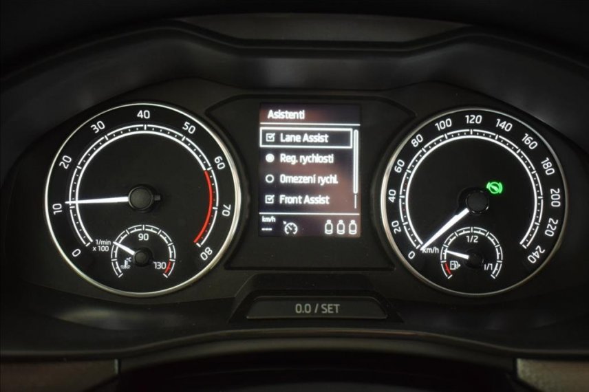 Škoda Kamiq galerie