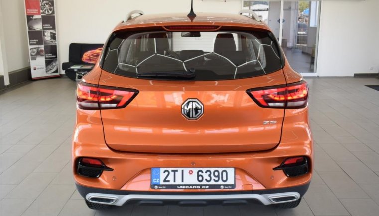 MG ZS