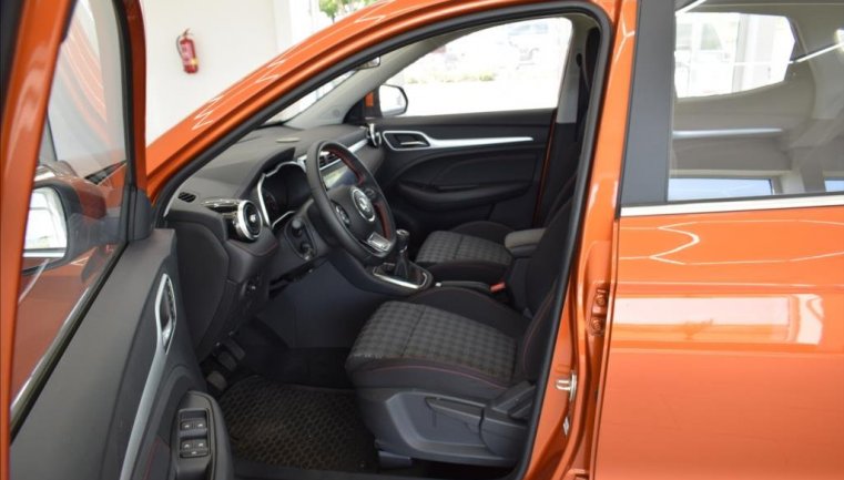 MG ZS