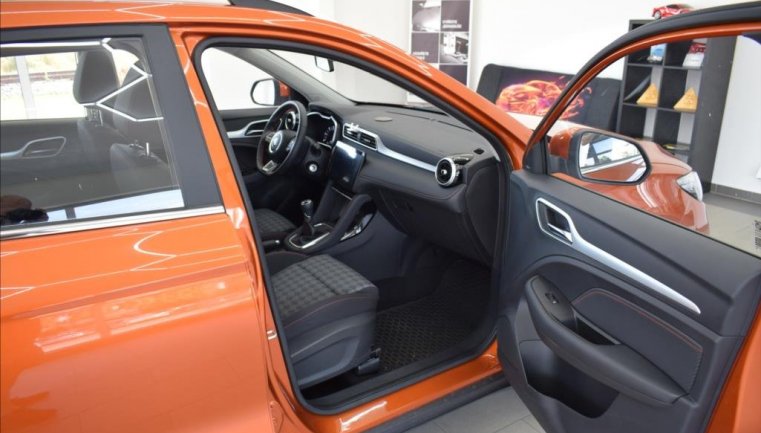 MG ZS