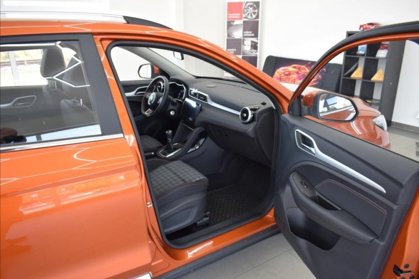 MG ZS galerie