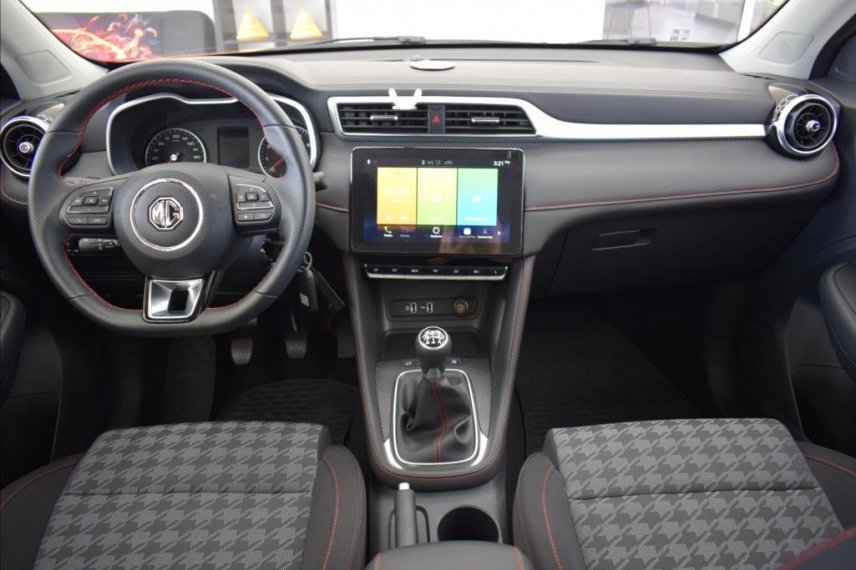 MG ZS galerie