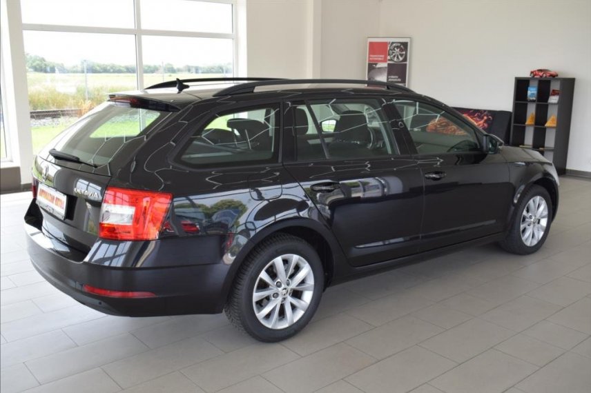 Škoda Octavia galerie