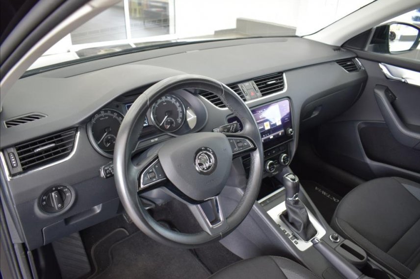 Škoda Octavia galerie