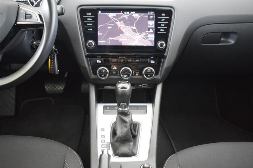 Škoda Octavia galerie