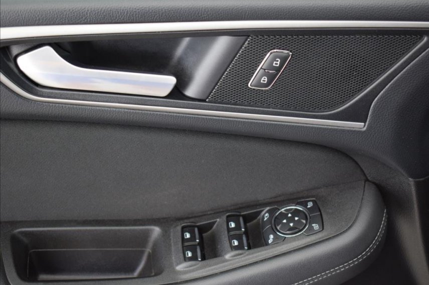 Ford S-MAX galerie
