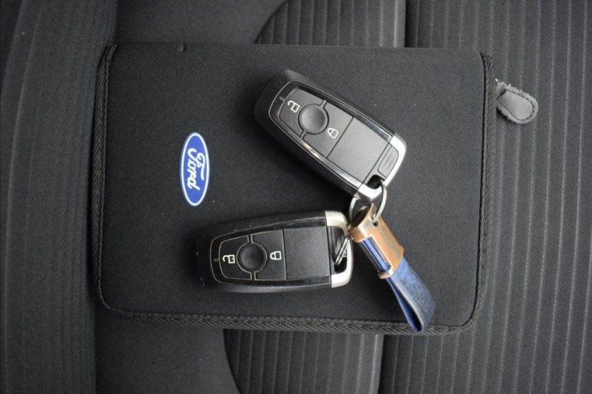 Ford Kuga galerie