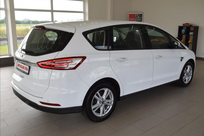 Ford S-MAX galerie
