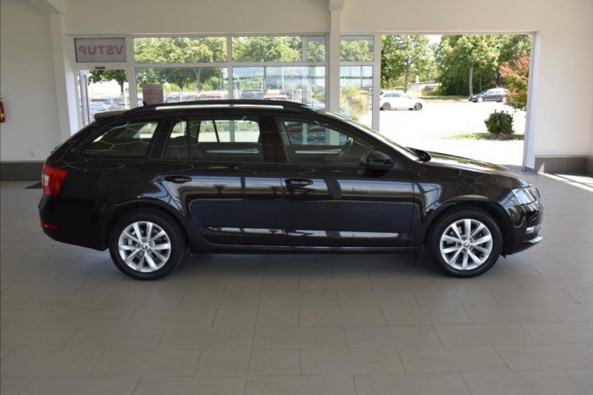 Škoda Octavia galerie