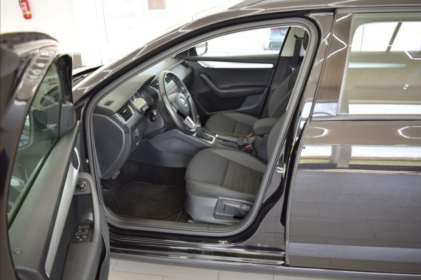 Škoda Octavia galerie