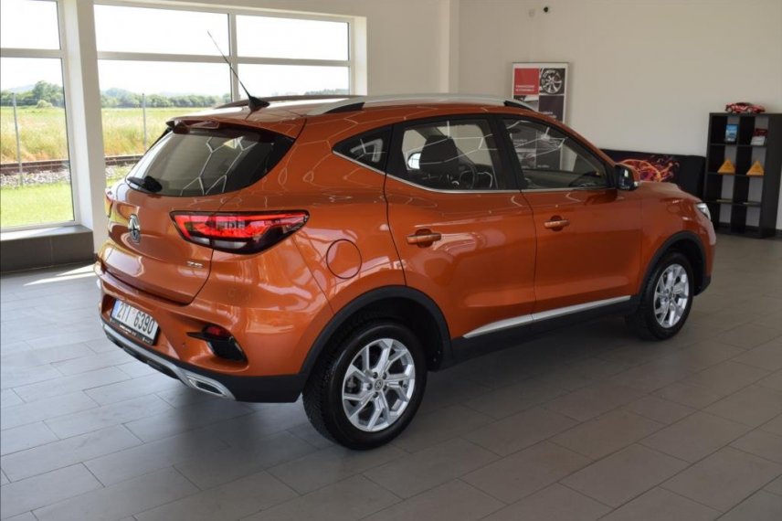 MG ZS galerie