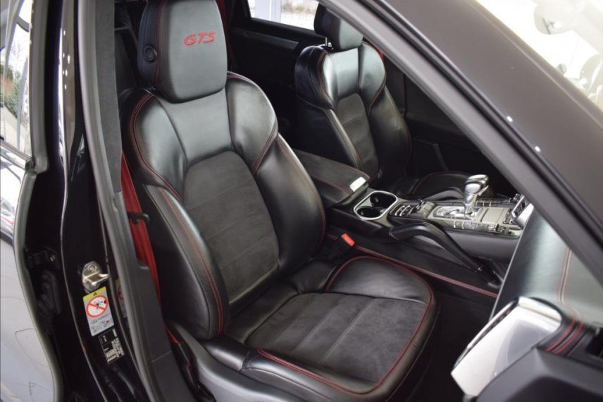 Porsche Cayenne galerie