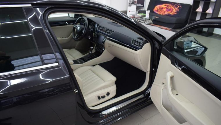 Škoda Superb