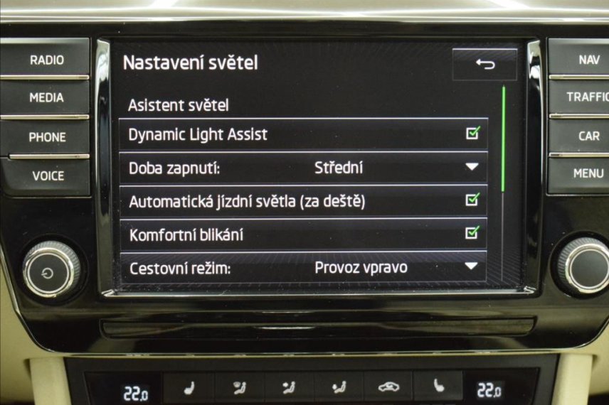 Škoda Superb galerie