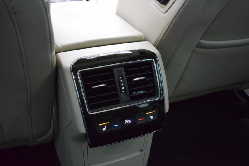 Škoda Superb galerie