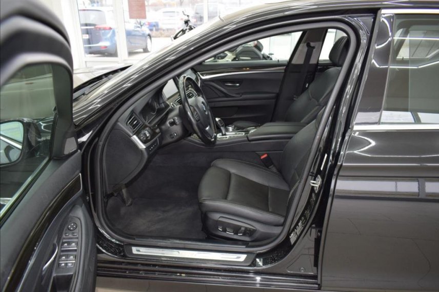 BMW Řada 5 galerie