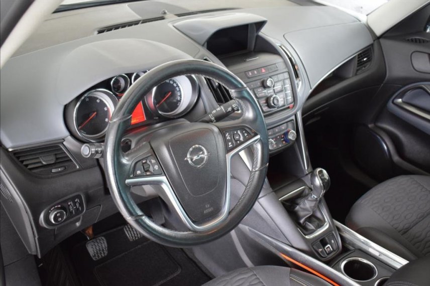 Opel Zafira galerie
