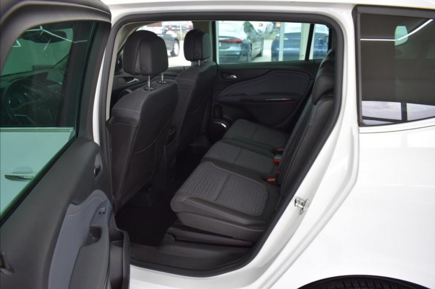 Opel Zafira galerie
