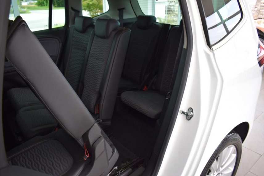 Opel Zafira galerie