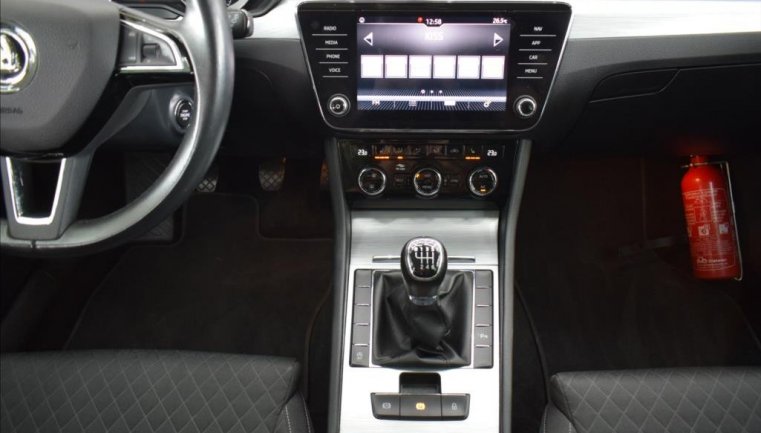 Škoda Superb