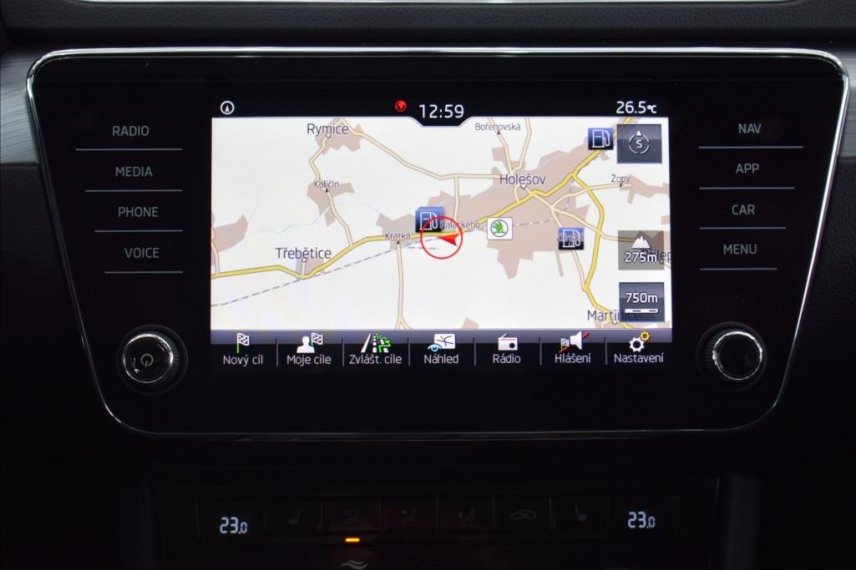 Škoda Superb galerie