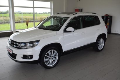 Volkswagen Tiguan 2,0 TDi, SPORT,tažné,servis,