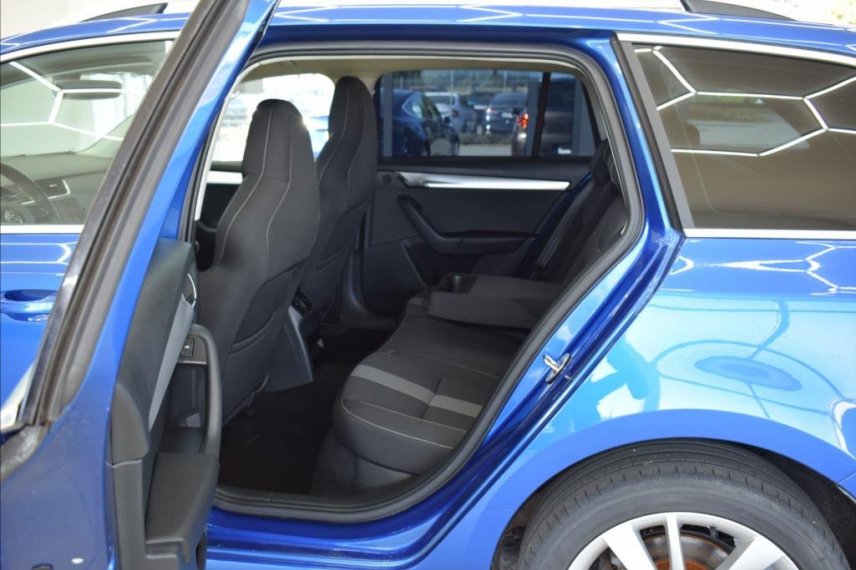 Škoda Octavia galerie