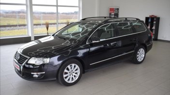 Volkswagen Passat 2,0 TDi,DSG,Xenony,PARROT,šíbr