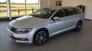Volkswagen Passat 2,0 TDi, DSG,B8,NAVI,ACC,tažné